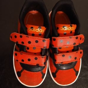 Toddler sneakers